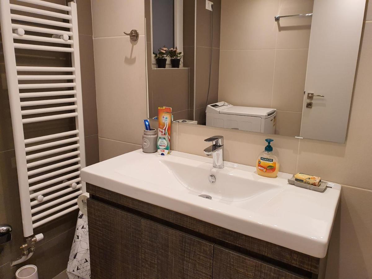 アテネLukas-2 B/R Luxurious Flat With Verandaアパートメント エクステリア 写真