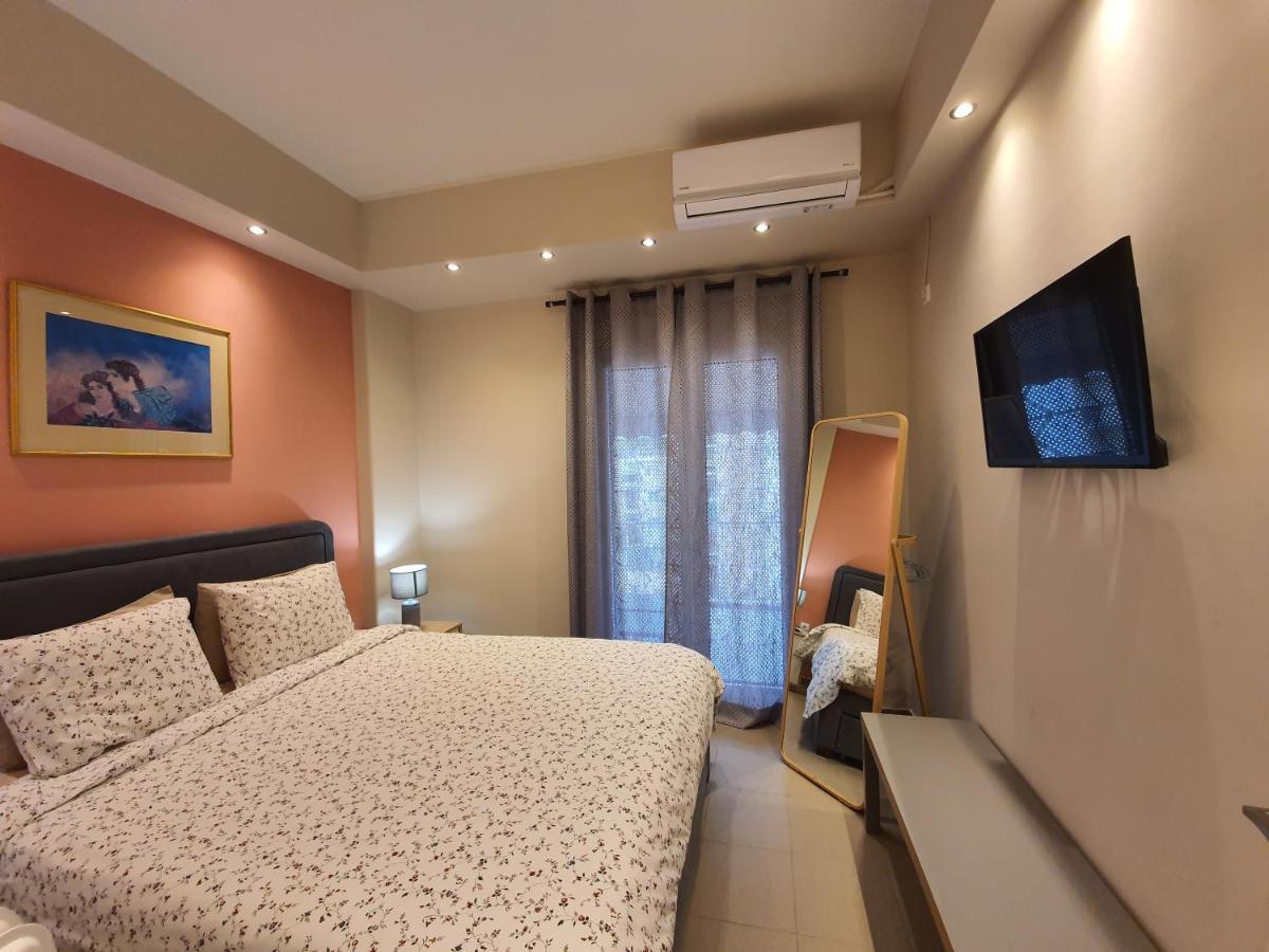 アテネLukas-2 B/R Luxurious Flat With Verandaアパートメント エクステリア 写真