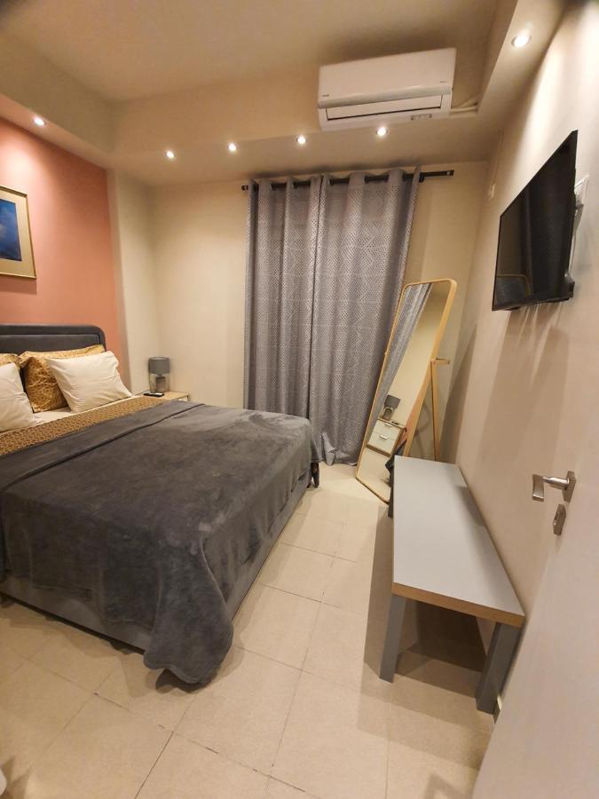 アテネLukas-2 B/R Luxurious Flat With Verandaアパートメント エクステリア 写真